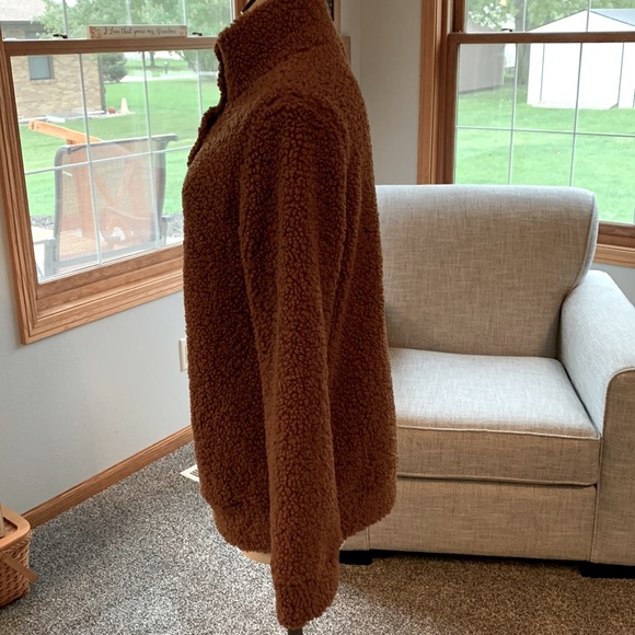 Betsy's Boutique Pull Over Top , Brown, Size Small - Picture 2 of 12